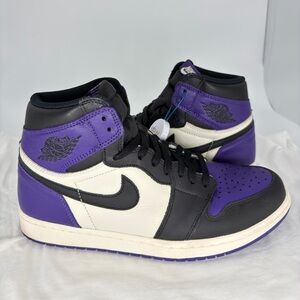 Size 10.5 - Air Jordan 1 Retro OG High Court Purple Leather (555088-501)